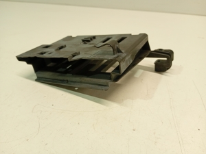 Mercedes Benz CLA-Class W117 (2013–2019) Muu kinnitus A2465452940 - 5