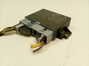 Mercedes Benz CLA-Class W117 (2013–2019) Parking system control unit A0009008004 - 4