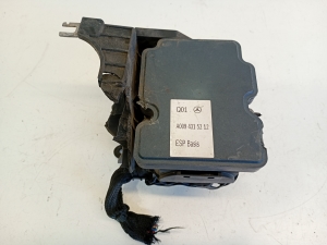 Mercedes Benz CLA-Class W117 (2013–2019) ABS bloks A0094315212 - 2