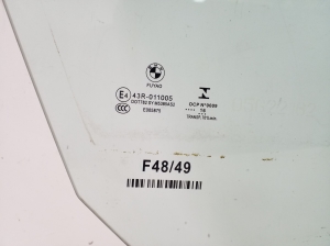 BMW X1 F48 (2015–2022) Priekšējo durvju stikls - 3