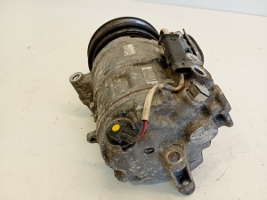 Mercedes Benz CLA-Class W117 (2013–2019) Konditsioneeri kompressor 4472807421 - 5