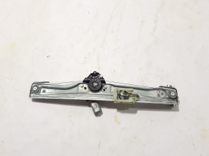 Rear side door window regulator - 86818090
