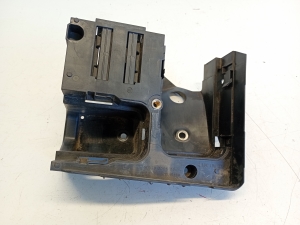 Sonstiger Halter - 1K0937540C