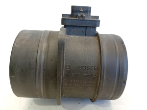 Volkswagen Caddy IV (2015–2020) Mass air flow sensor 0281002956 - 2