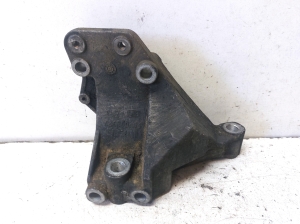 Motorhalter - 504090373