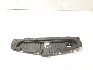 Verkleidung unter der Motorhaube - 84535853