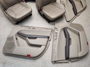 Mercedes Benz ML-Class 166 (2011–2015) Salons un tā detaļas - 2