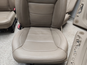 Mercedes Benz ML-Class 166 (2011–2015) Salons un tā detaļas - 12