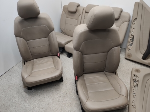 Mercedes Benz ML-Class 166 (2011–2015) Salons un tā detaļas - 4