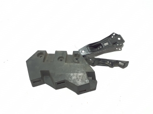 Chevrolet Silverado GMT K2XX (2013–2026) Scheinwerferhalter 84877535 - 2