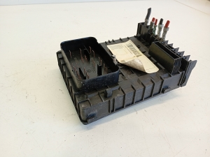 Fuse boxes - 2K0937805A