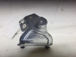Halter für Kotflügelblende vorne - 6V0821141