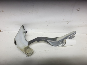 Skoda Fabia MK 3 (2014–2021) Hood hinge 6V0823301 - 2