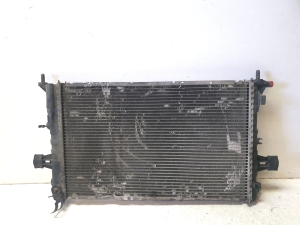 Opel Zafira A (1999–2005) Dzesēšanas radiators - 2