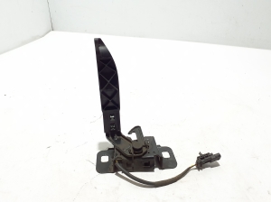 Chevrolet Silverado GMT K2XX (2013–2026) Hood latch 84896071 - 2