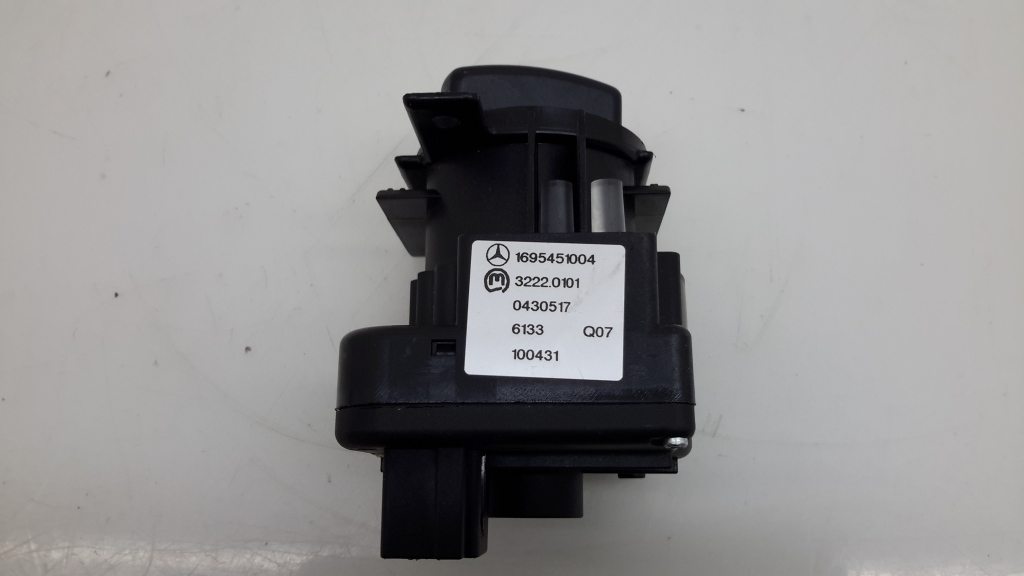 MERCEDES-BENZ A-Class W169 (2004-2012) Headlight Switch Control Unit A1695451004 20972706