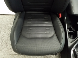 Kia Niro EX (2022–2026) Interior and its parts - 7
