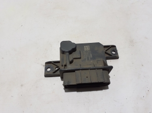 Steuergerät für Kraftstoffpumpe - 13544060