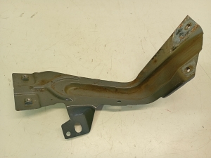   Halter Kotflügel vorne  - 2K5821136 