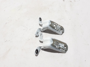 Front door top hinge - 13581571
