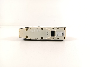 Kia Niro EX (2022–2026) Front door glass switch 93571AT360 - 2