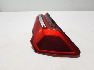 AUDI A6 C8 (2018–2025) Eckleuchte hinten 4K5945070 - 5