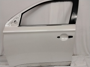 Mitsubishi Outlander (2012–2021) Esiuks 5700B843 - 5