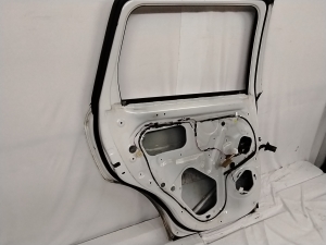 Mitsubishi Outlander (2012–2021) Rear side doors 5730B557 - 4