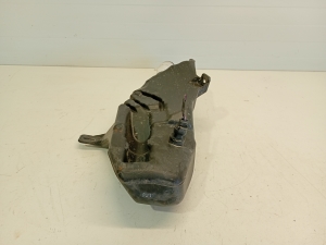 Opel Astra J (2009–2017) Front washer fluid reservoir 13260579 - 2