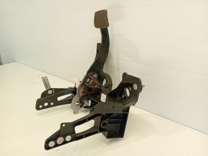 Opel Astra J (2009–2017) Piduripedaal 13400083 - 4