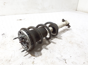 Chevrolet Silverado GMT K2XX (2013–2026) Front shock absorber 85559679 - 3