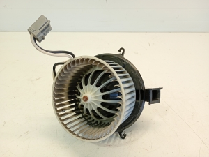 Opel Astra J (2009–2017) Salongi puhuri mootor 25020140 - 4