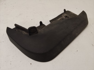 AUDI e-tron GT (2020–2026) Mud flap 4KE075111 - 4