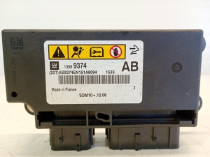   Airbag module  - 13589374 