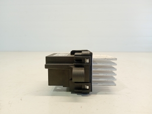 Opel Astra J (2009–2017) Cabin shoulder motor resistance 13503201 - 3