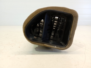 Opel Astra J (2009–2017) Dashboard air vent grilles 13420495 - 5