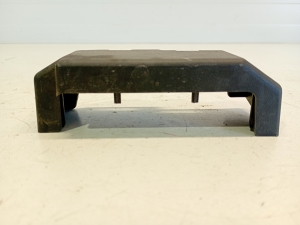 Opel Astra J (2009–2017) Sicherungskastengehäuse unter der Motorhaube 13302322 - 6