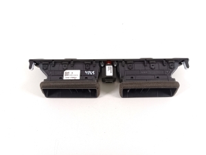 Kia Niro EX (2022–2026) Dashboard air vent grilles 97410AT000 - 3