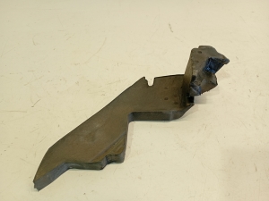 Opel Astra J (2009–2017) Other part under the hood 13346234 - 2
