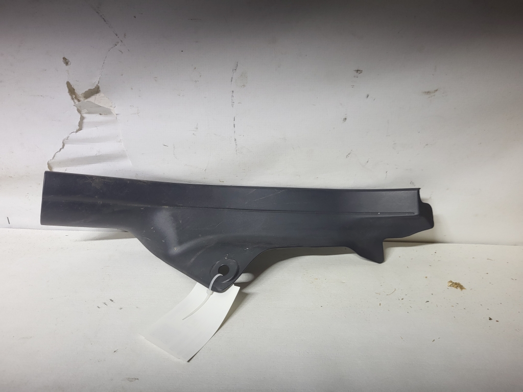 BMW 1 SERIES E81 (2007–2012) Inner sill trim 51477066978 BMW 1 SERIES E81 (2007–2012) Inner sill trim 51477066978