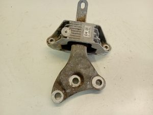 Opel Astra J (2009–2017) Engine mount 13248545 - 2