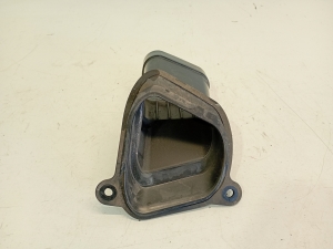 Opel Astra J (2009–2017) Luftansaugschlauch 13346074 - 3