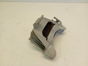 Opel Astra J (2009–2017) Engine mount 13347451 - 2