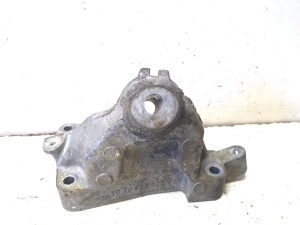 Mercedes Benz ML-Class 164 (2005–2011) Engine bracket A6292230204 - 5