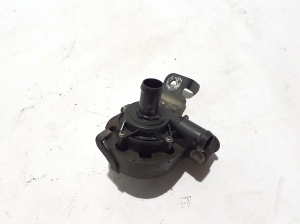 Chevrolet Silverado GMT K2XX (2013–2026) Auxiliary water pump 13546432 - 2