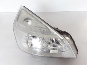 Scheinwerfer vorne - 8200394714