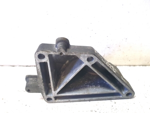Mercedes Benz ML-Class 164 (2005–2011) Engine bracket A6292230304 - 3