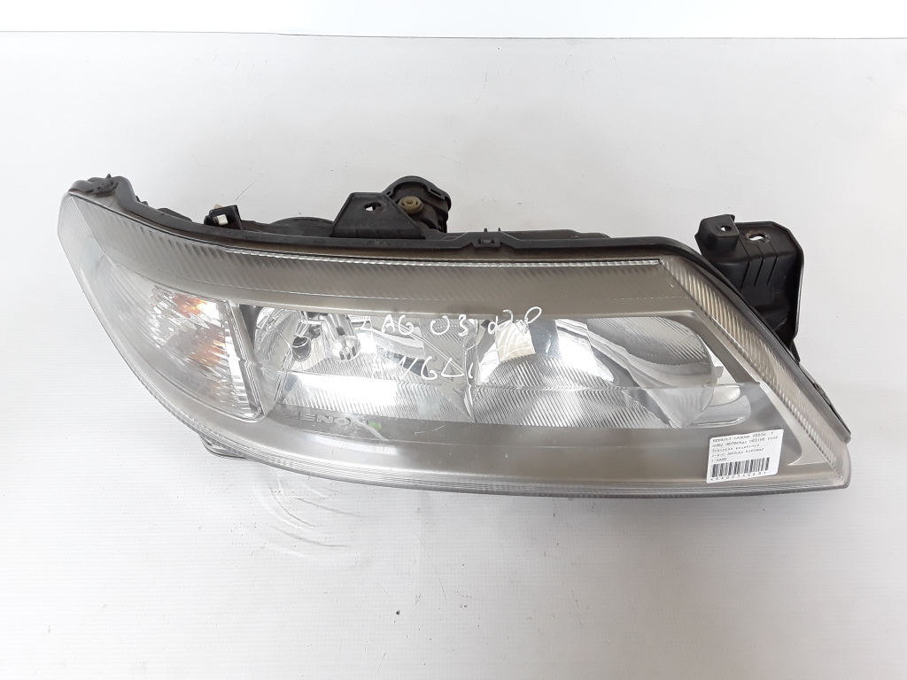 RENAULT Laguna 2 generation (2001-2007) Front Right Headlight 8200163326 21090471