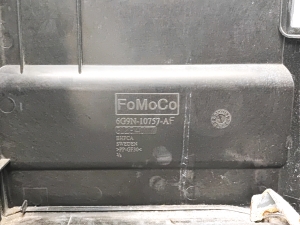 Land Rover Evoque (2011–2018) Batteriehalter 6G9N10757AF - 2