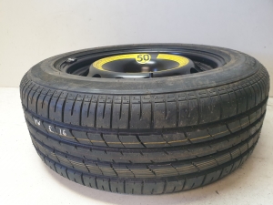 Volkswagen Jetta (2010–2017) Varuratas 3B0601027F - 4